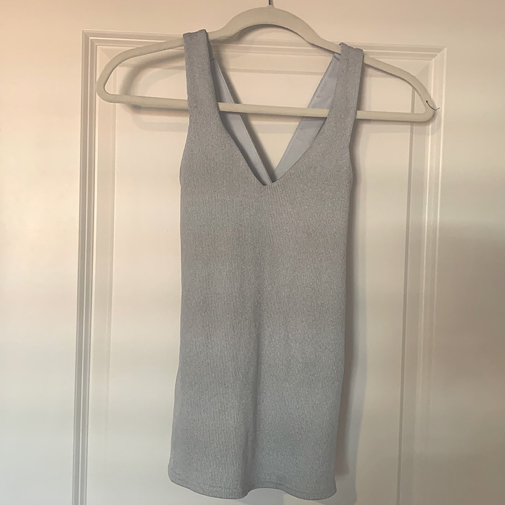 Alo Yoga workout top with built in bra